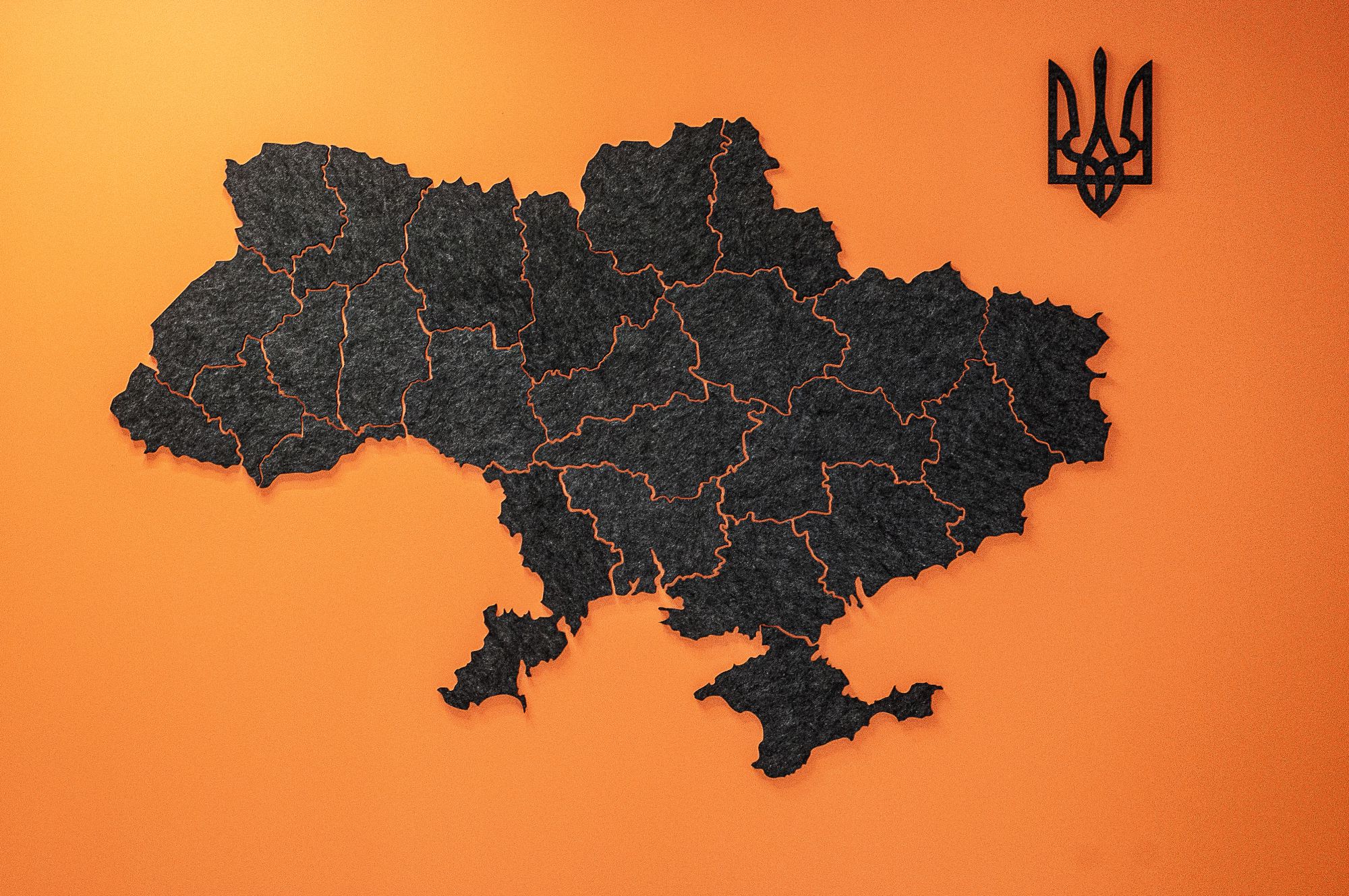 Декор та предмети інтер'єру